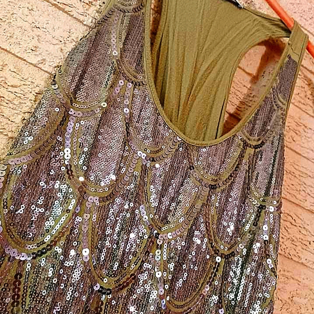 ❇✳ Sequined Charlotte Russe tank top❇✳